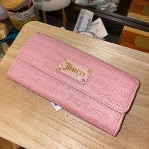 Juicy couture pink wallet
